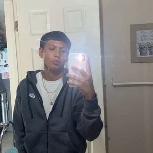 Meet your Posher, Jonny